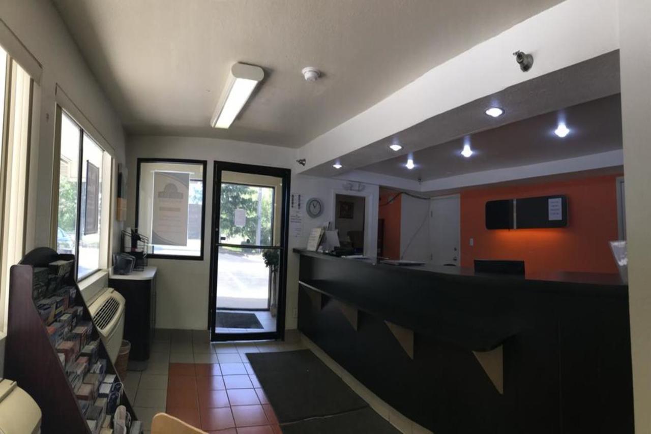 Key Inn Macedonia Bagian luar foto